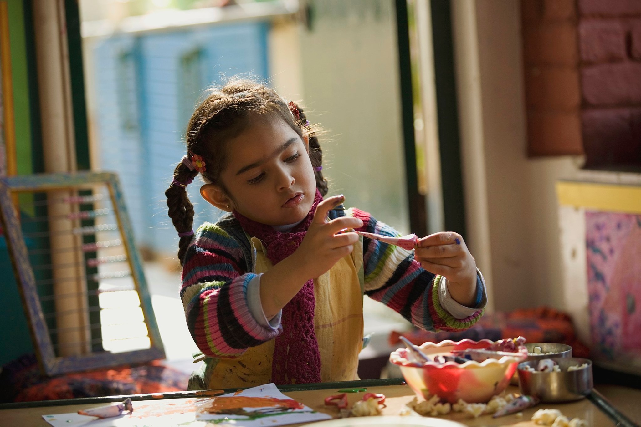 girl painting
