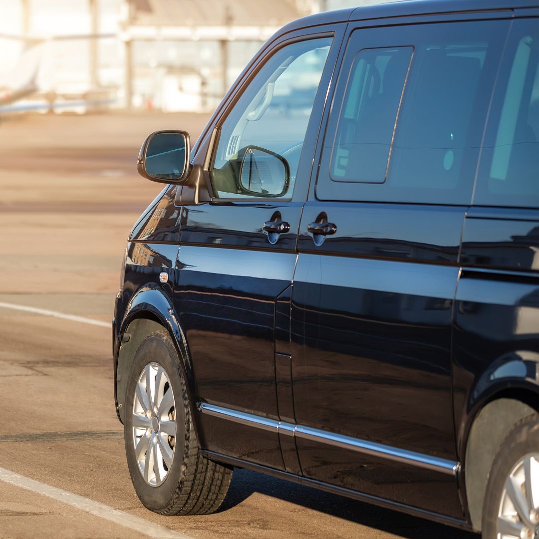 Black taxi car